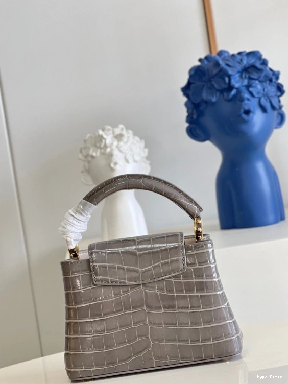 LOUIS MINI CAPUCINES VUITTON 0707